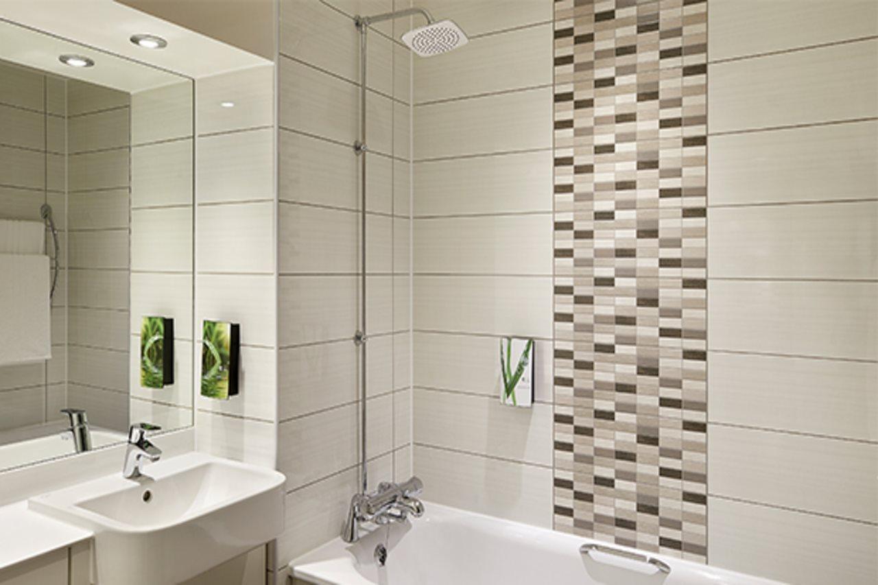 Premier Inn Manchester - Heaton Park Extérieur photo