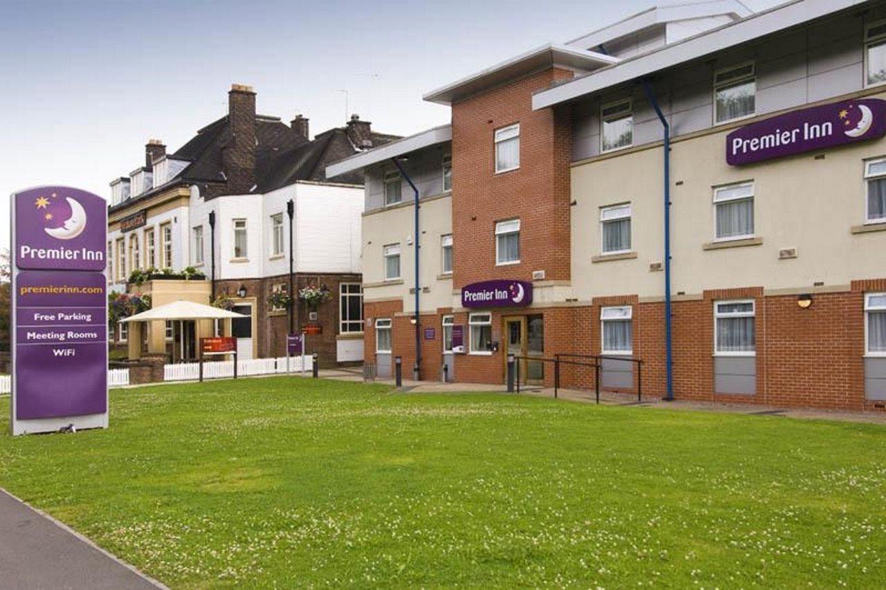 Premier Inn Manchester - Heaton Park Extérieur photo